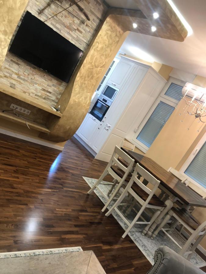 סראייבו Swiss Central Luxury Apartment 132M2 מראה חיצוני תמונה