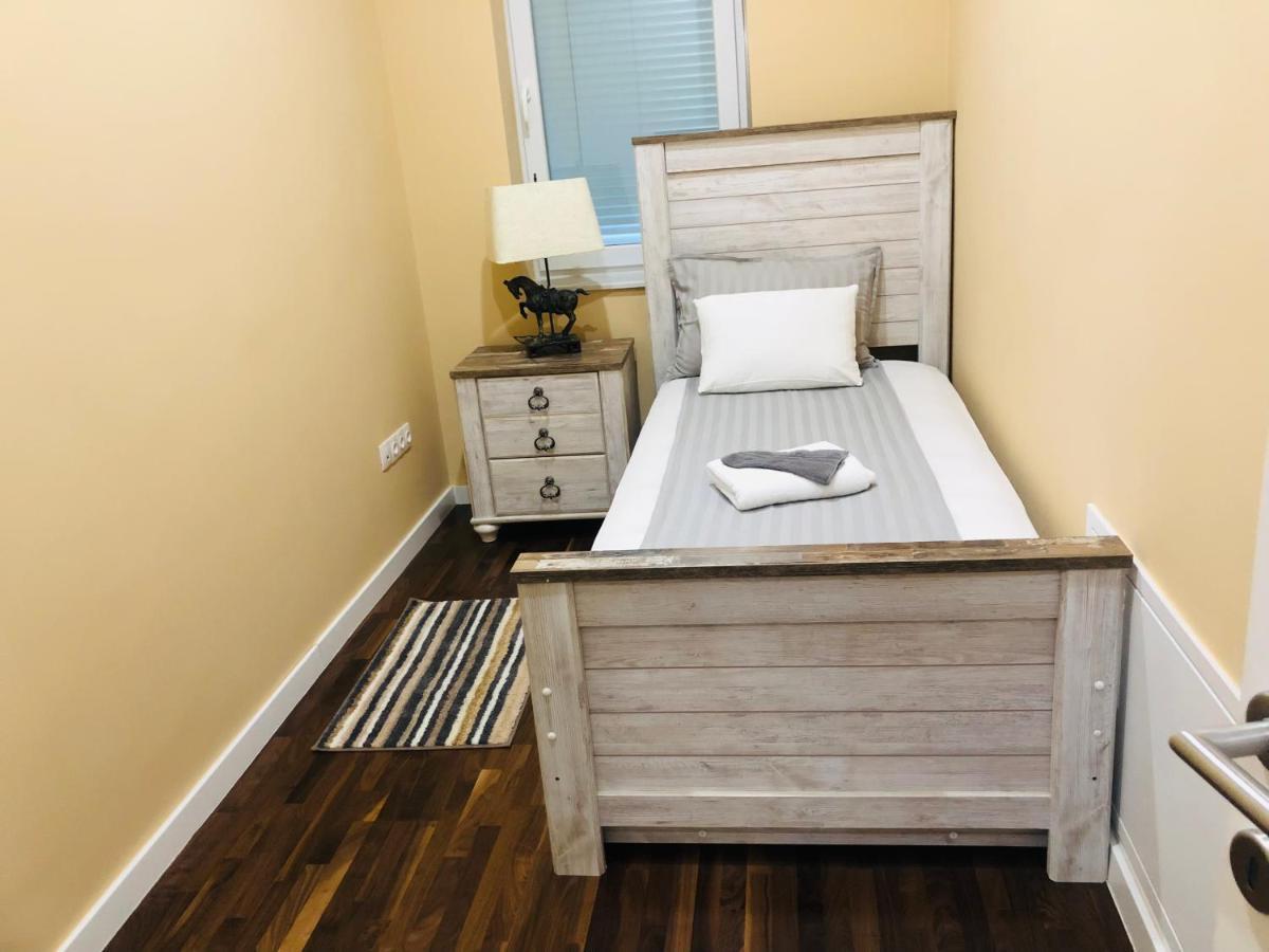 סראייבו Swiss Central Luxury Apartment 132M2 מראה חיצוני תמונה